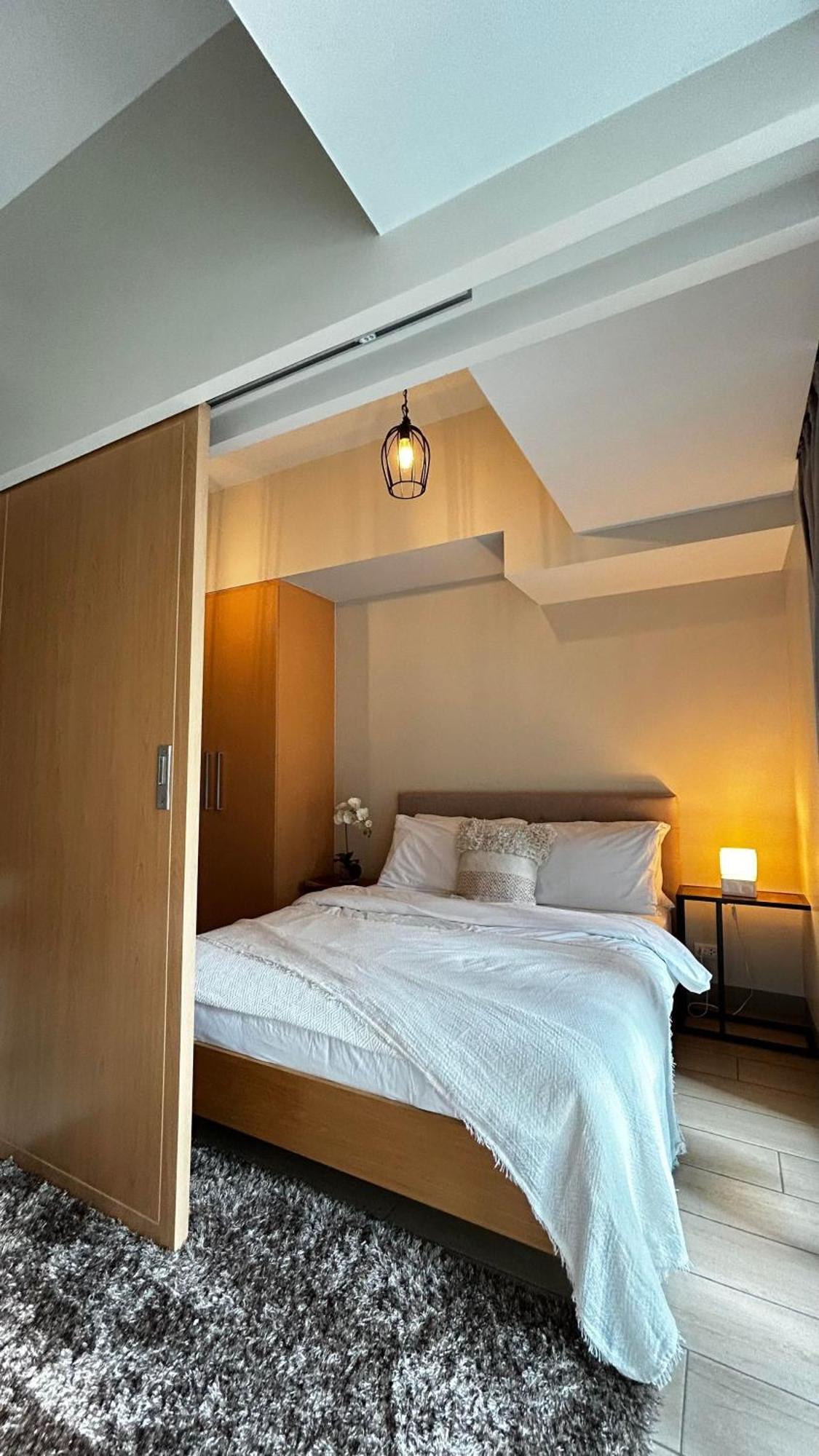 Uptown Parksuites Tower Two - Bgc Taguig, Маніла Екстер'єр фото